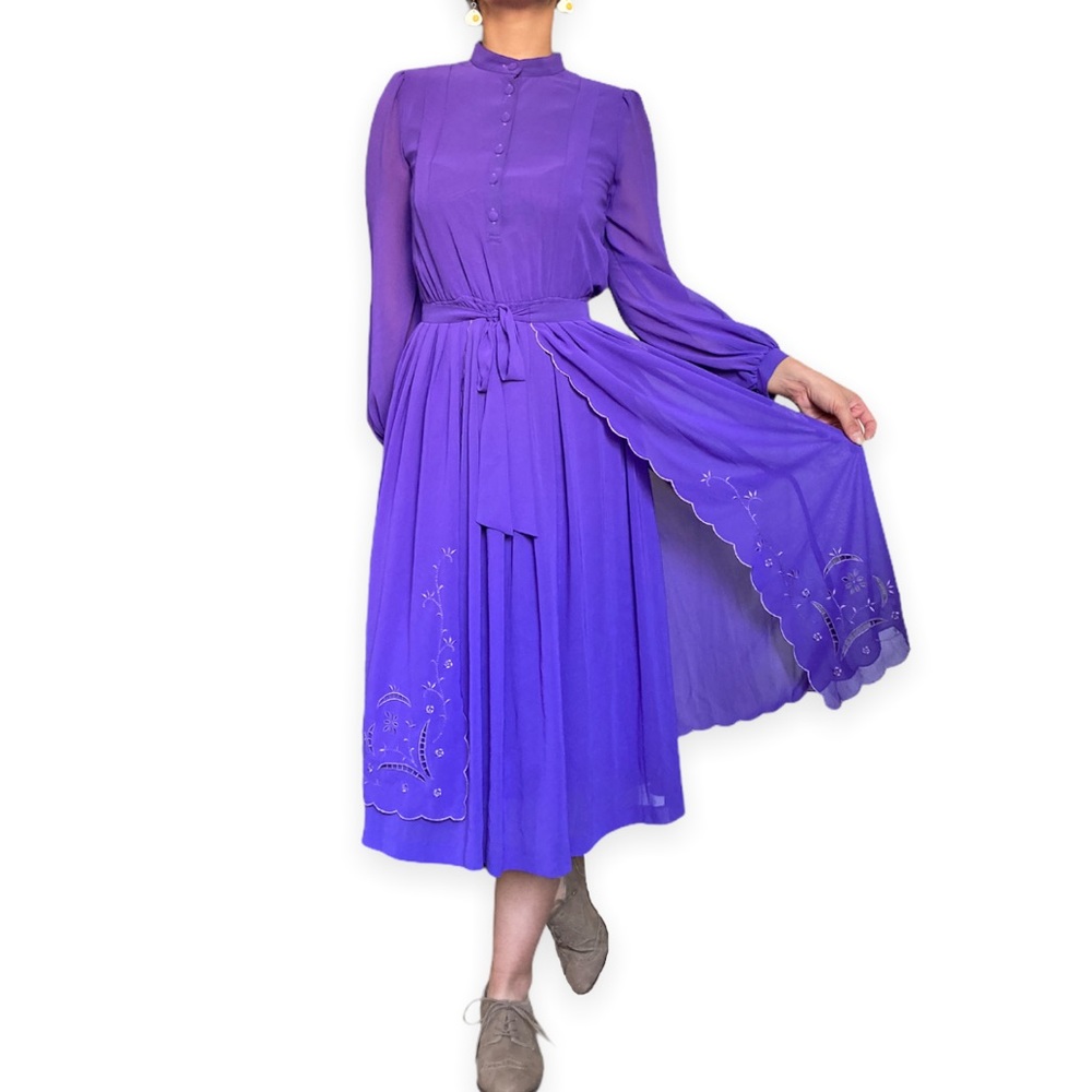 Vintage Ultraviolet Prairie Dress with Skirt Apron